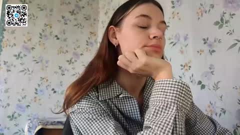 Kira online show from October 18, 2025, 8:15 am