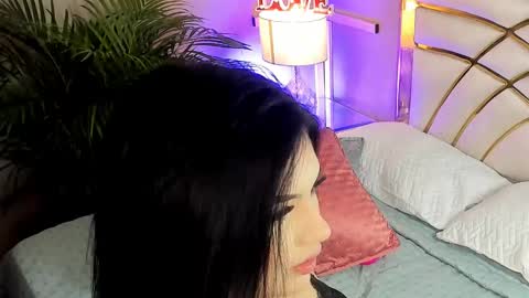 Snapshot of scarlet__hill chatting on January 22, 2025, 4:34 am scarlet hill online show from January 22, 2025, 4:34 am