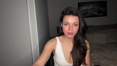 Snapshot of scarlet_daisy_ chatting on May 21, 2026, 7:10 pm Sophie online show from May 21, 2026, 7:10 pm