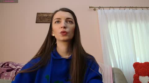 Snapshot of scarlet_rosse chatting on April 27, 2026, 11:30 am Scarlet online show from April 27, 2026, 11:30 am