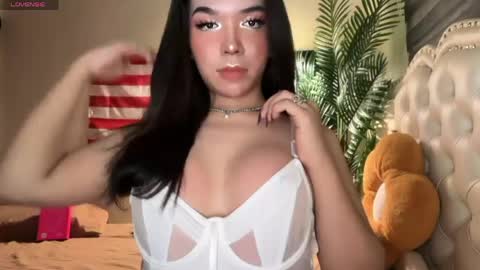 Snapshot of scarlet_sweet6969 chatting on May 2, 2026, 3:33 am scarlet_sweet6969 online show from May 2, 2026, 3:33 am