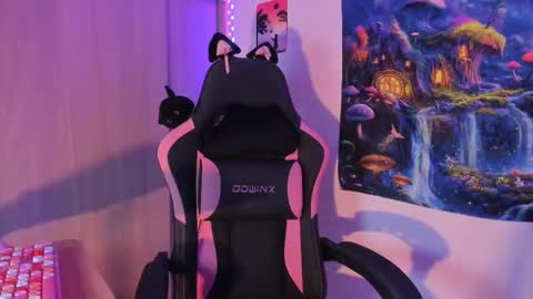 Scarlet online show from February 14, 2026, 3:58 am