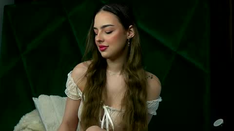 Scarlet online show from March 22, 2026, 1:42 am