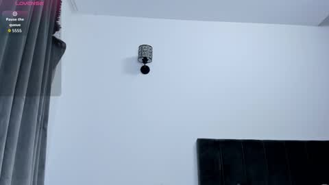 scarletflamee online show from November 27, 2025, 8:44 pm