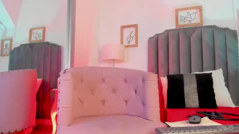              online show from February 13, 2025, 2:42 pm