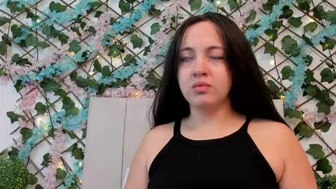 scarlet  online show from October 19, 2025, 10:16 am