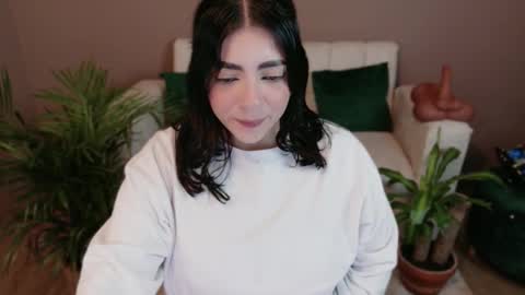 Luna. online show from September 15, 2025, 11:54 am
