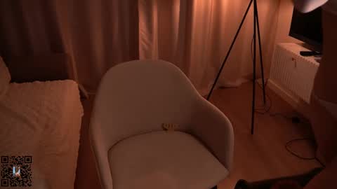 Scarlet online show from December 27, 2024, 2:14 am