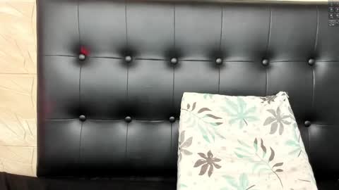 Scarlett online show from May 11, 2026, 4:04 pm