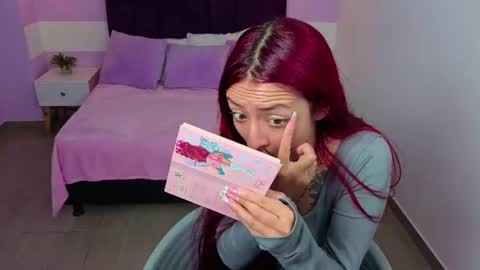 Snapshot of scarlett__bell chatting on July 15, 2026, 1:38 pm Scarlett online show from July 15, 2026, 1:38 pm