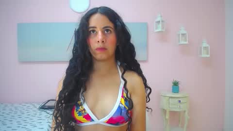 Scarlett online show from February 3, 2026, 12:21 pm