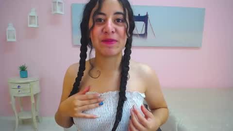 Scarlett online show from February 13, 2026, 12:23 pm