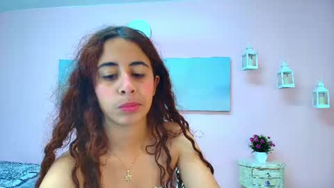Snapshot of scarlett_clyde chatting on July 17, 2026, 12:34 pm Scarlett online show from July 17, 2026, 12:34 pm