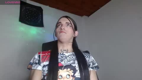 Snapshot of scarlett_crastrawberry chatting on June 2, 2026, 2:13 am scarlet online show from June 2, 2026, 2:13 am