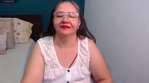 Snapshot of scarlett_duboi1 chatting on May 12, 2026, 1:36 am Scarlett online show from May 12, 2026, 1:36 am