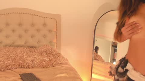 Scarlett Grand online show from February 2, 2025, 10:39 pm