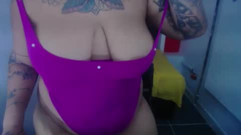 Snapshot of scarlett_keaty chatting on February 7, 2025, 6:56 pm scarlett online show from February 7, 2025, 6:56 pm