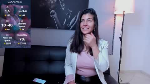 Scarlett online show from December 18, 2024, 2:49 pm