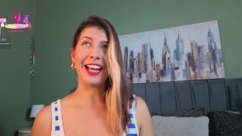 Snapshot of scarlett_moore_ chatting on June 1, 2026, 2:19 pm Scarlett online show from June 1, 2026, 2:19 pm