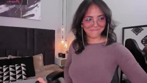 Scarllett online show from February 4, 2026, 10:47 pm