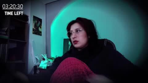 Snapshot of scarlett_sen chatting on July 2, 2026, 1:06 pm Mistress Scarlett online show from July 2, 2026, 1:06 pm