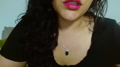 Snapshot of scarlett_tits92 chatting on April 20, 2026, 9:27 pm hellen online show from April 20, 2026, 9:27 pm