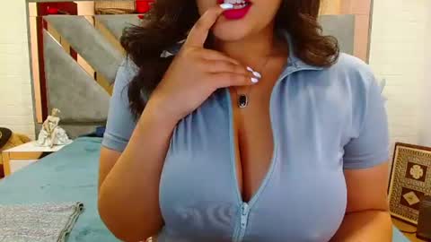 Snapshot of scarlett_tits92 chatting on July 27, 2026, 3:19 pm hellen online show from July 27, 2026, 3:19 pm