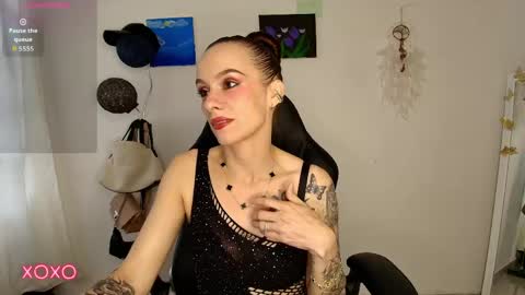 Snapshot of scarlettmilf_cg chatting on April 28, 2026, 10:15 pm Scarlett online show from April 28, 2026, 10:15 pm