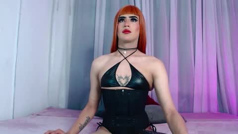 Snapshot of scarlettqueencs chatting on October 3, 2025, 5:37 am Scarlett online show from October 3, 2025, 5:37 am