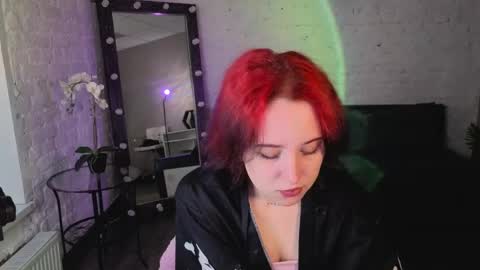 Snapshot of scarlettsparksxx chatting on June 3, 2026, 5:21 am Scarlett online show from June 3, 2026, 5:21 am