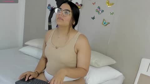 Scarlett Whitmore online show from October 1, 2025, 3:34 am