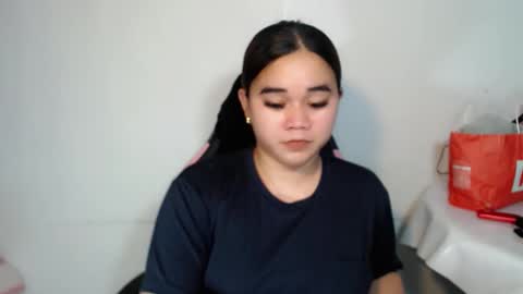 Snapshot of scarletvamp chatting on May 1, 2026, 7:29 pm scarletvamp online show from May 1, 2026, 7:29 pm