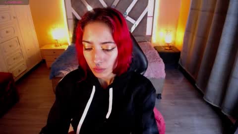 Scarllett online show from December 20, 2024, 8:38 am