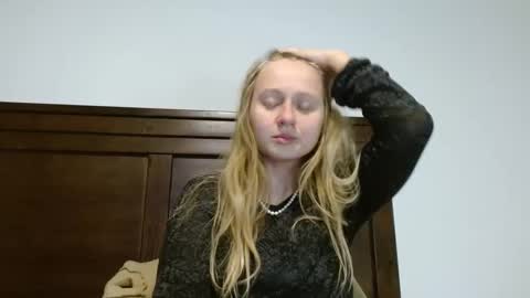 Snapshot of scartit chatting on March 9, 2025, 1:56 am ScarTit Bernhard online show from March 9, 2025, 1:56 am