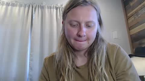 Snapshot of scartit chatting on March 11, 2026, 6:47 pm ScarTit Bernhard online show from March 11, 2026, 6:47 pm