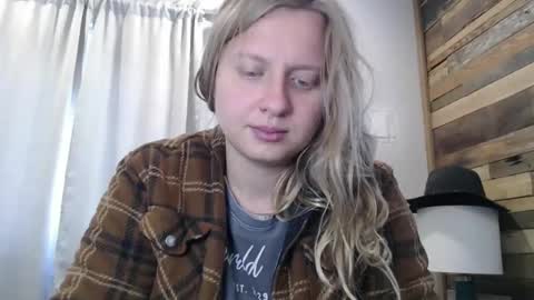 Snapshot of scartit chatting on March 18, 2026, 3:59 pm ScarTit Bernhard online show from March 18, 2026, 3:59 pm