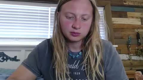 Snapshot of scartit chatting on March 23, 2026, 6:23 pm ScarTit Bernhard online show from March 23, 2026, 6:23 pm