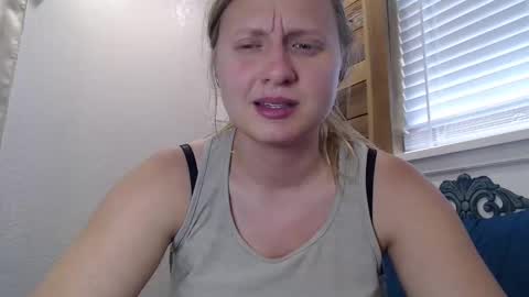 Snapshot of scartit chatting on April 5, 2026, 8:28 pm ScarTit Bernhard online show from April 5, 2026, 8:28 pm