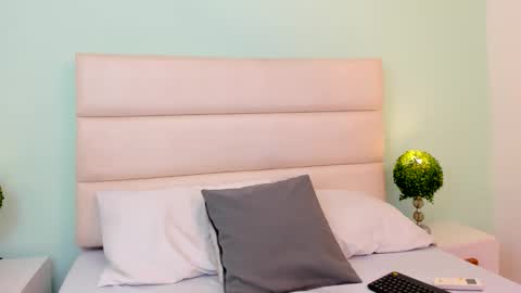 Snapshot of sccarlettjonnes chatting on March 5, 2026, 11:06 am SCARLET online show from March 5, 2026, 11:06 am