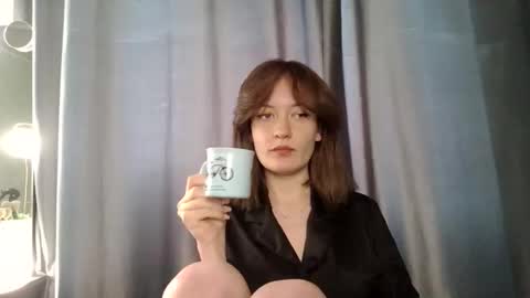 Snapshot of scented_elsa chatting on November 22, 2025, 11:53 am Elsa online show from November 22, 2025, 11:53 am