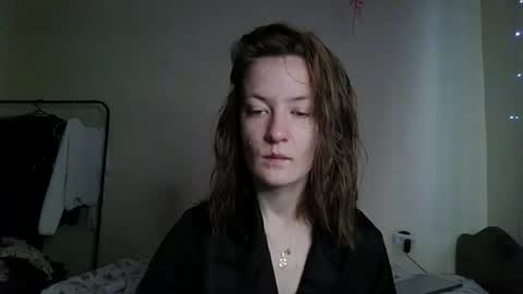 Snapshot of scented_elsa chatting on February 25, 2026, 7:18 am Elsa online show from February 25, 2026, 7:18 am