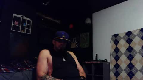 Snapshot of schecter7x chatting on October 6, 2025, 5:05 am Schecter7x online show from October 6, 2025, 5:05 am