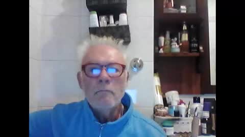 schizzodoro online show from October 12, 2025, 4:22 am