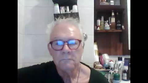 schizzodoro online show from October 14, 2025, 3:29 am