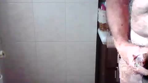 schizzodoro online show from April 18, 2026, 2:54 pm