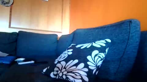 schmuhbaer1 online show from December 2, 2025, 11:04 am