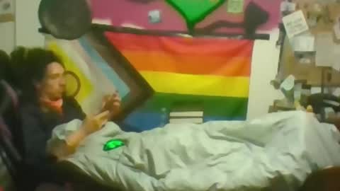 schmidti online show from October 3, 2025, 3:47 am