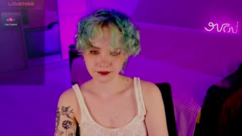 Rina online show from March 7, 2025, 4:33 pm