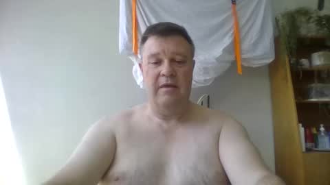 Snapshot of scoobs71 chatting on November 7, 2025, 4:45 am Scoobs online show from November 7, 2025, 4:45 am