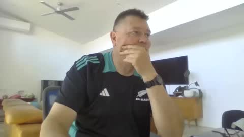 Snapshot of scoobs71 chatting on February 1, 2026, 1:48 am Scoobs online show from February 1, 2026, 1:48 am